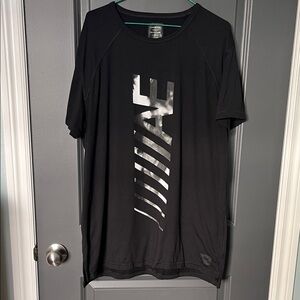 AE Black Graphic Men's Shirt